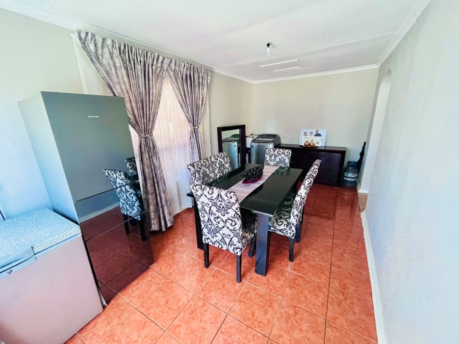 3 Bedroom Property for Sale in Grasslands Free State